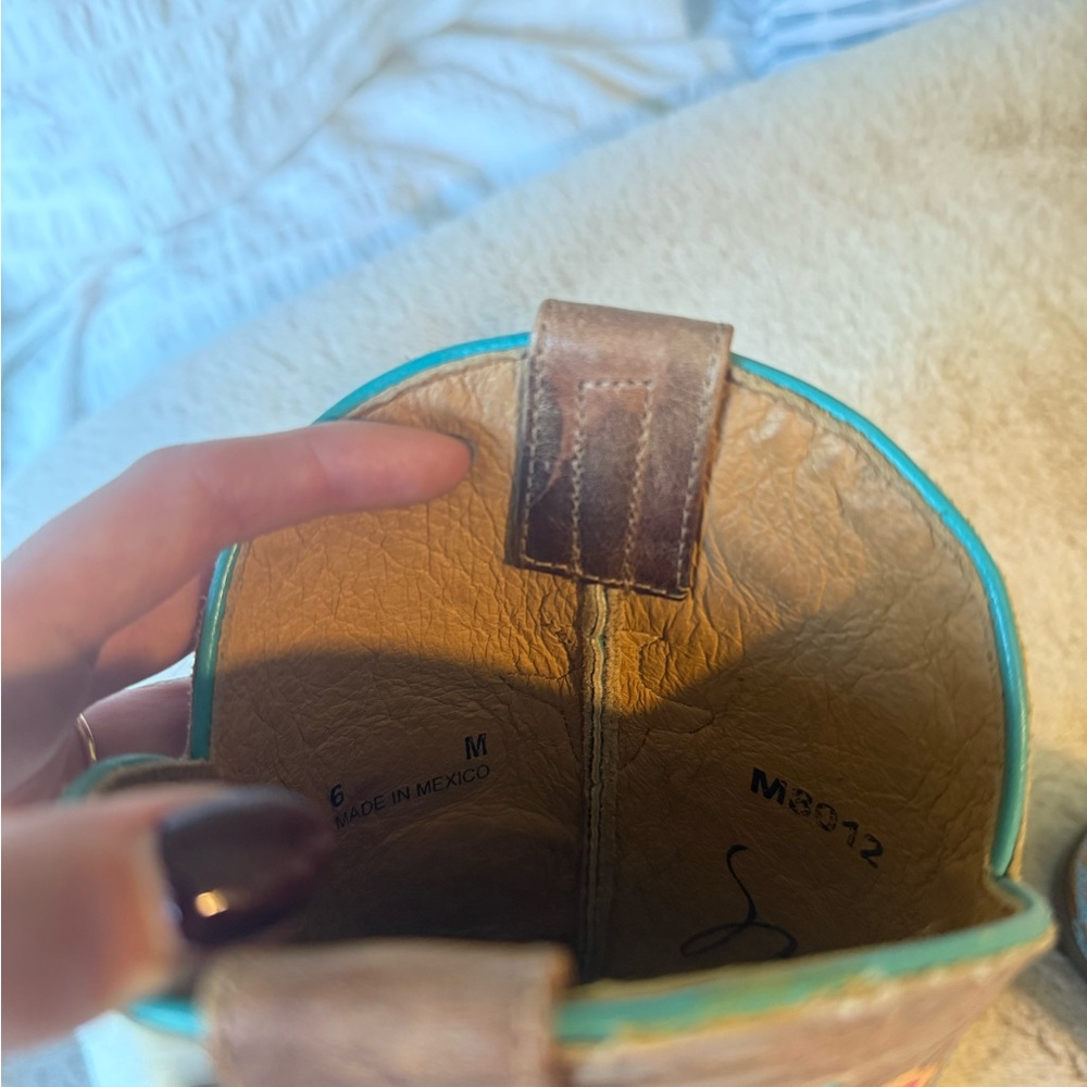 WOMEN'S Cowboy boots- SNIP TOE SZ 6 - Picture 4 of 6